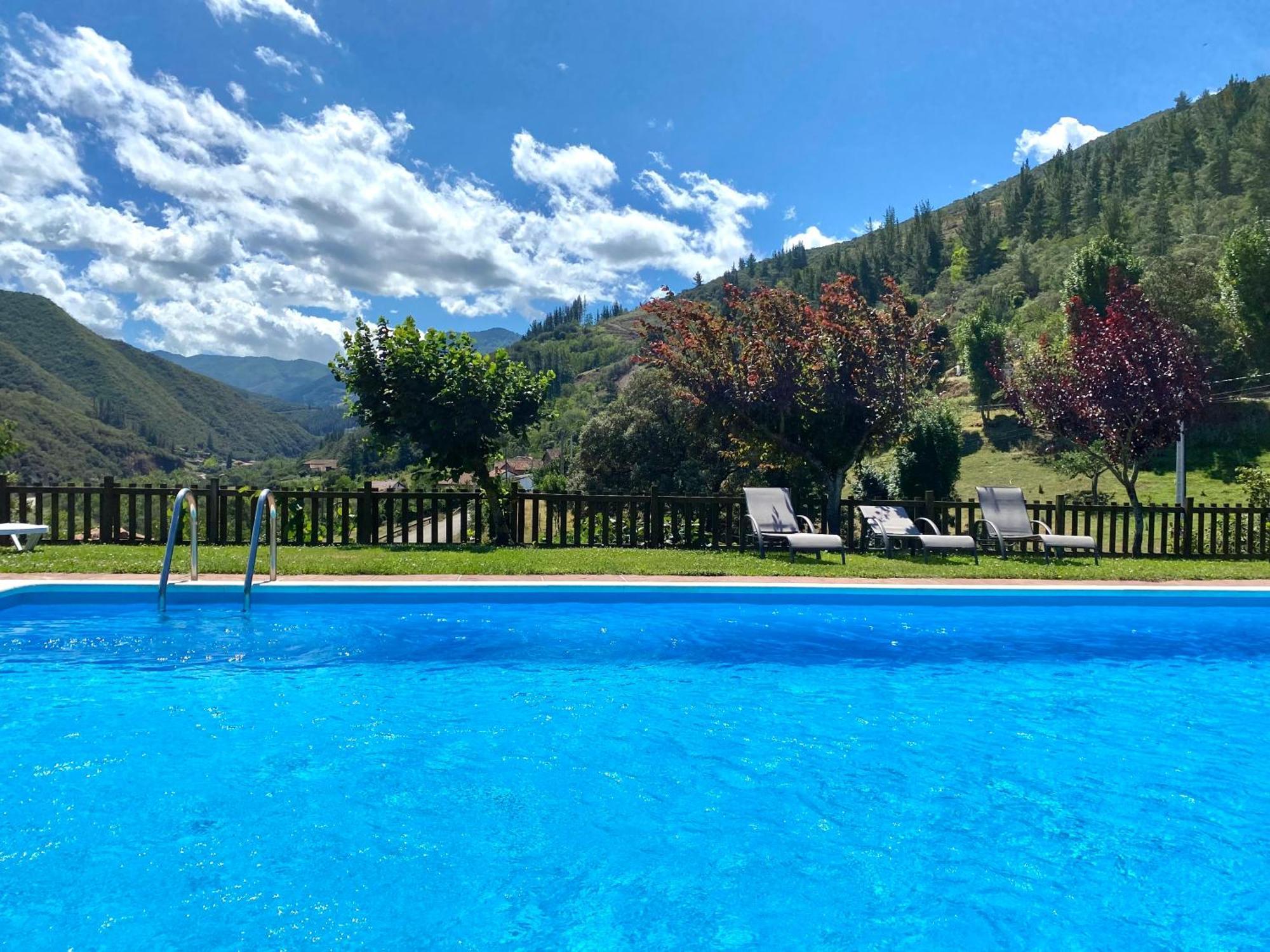 Apartamentos Calm & Nature - Adults Only Cabezón de Liébana エクステリア 写真