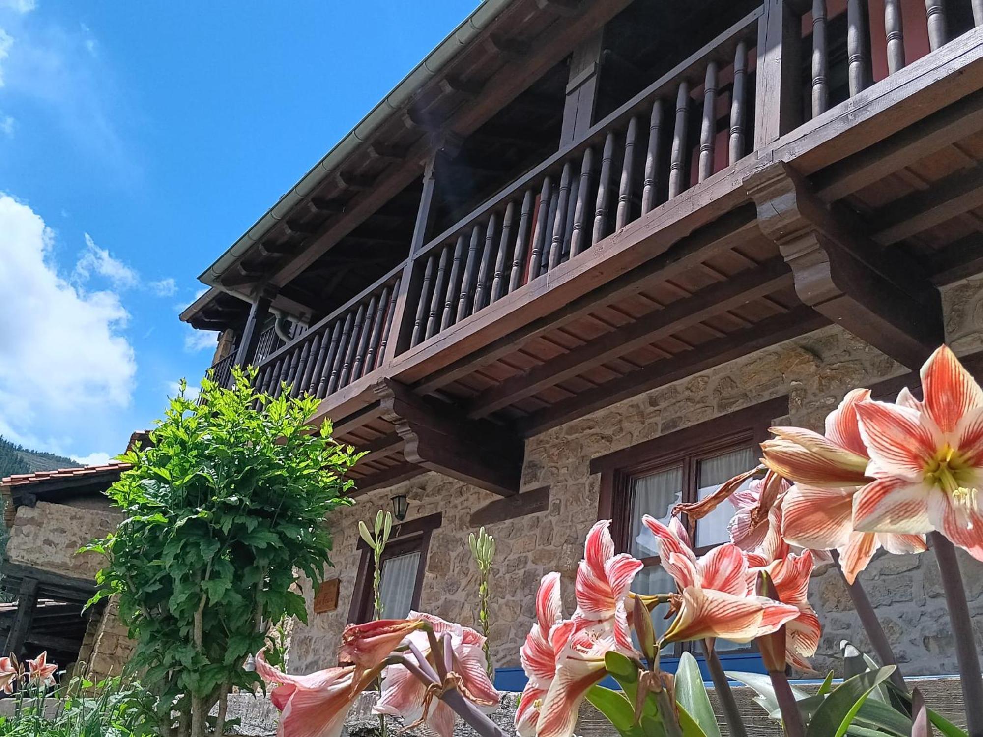 Apartamentos Calm & Nature - Adults Only Cabezón de Liébana エクステリア 写真